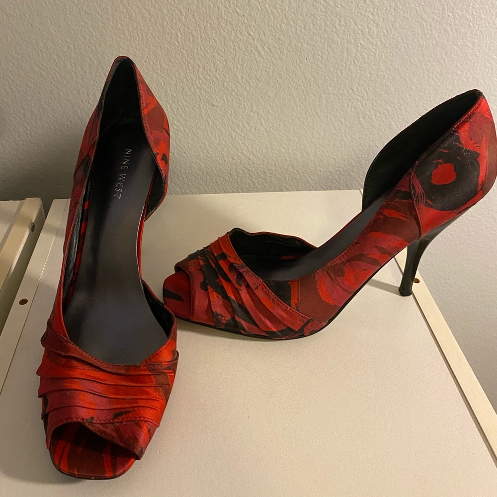 Nine West Heels Size 8